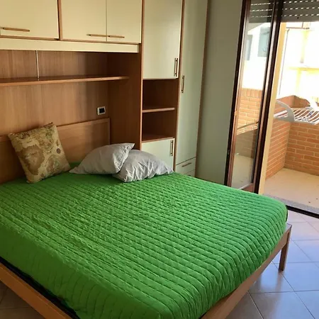 公寓 Casa Vacanze 70m2 阿尔巴·阿德里亚蒂卡